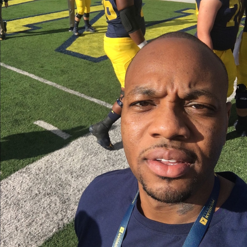 Meet your Posher, Damon