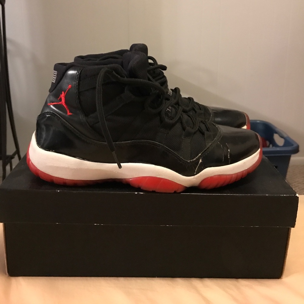 Jordan retro 11 bred