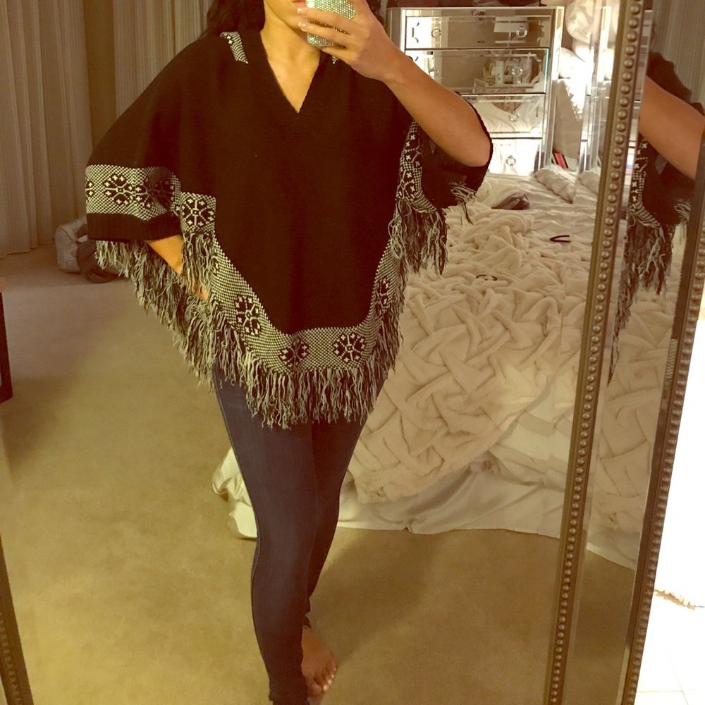 Hooded fringe poncho