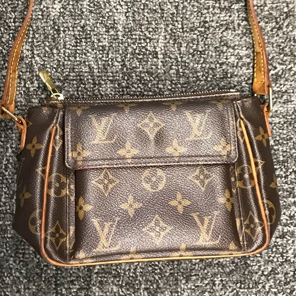 SOLD:  Louis Vuitton small crossbody - Picture 1 of 2
