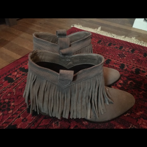 Fringe ankle boots - Picture 5 of 5