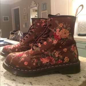 Rare floral Doc Martens / Dr. Marten's / Doc's