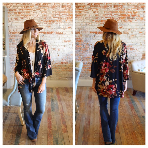 Black floral open or tie front cardigan - Picture 3 of 4