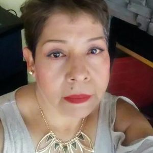 Meet your Posher, Eva