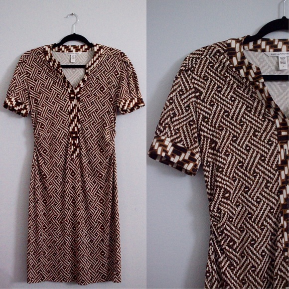 Diane Von Furstenberg Dresses & Skirts - Diane Von Furstenburg brand new silk dress, size 6
