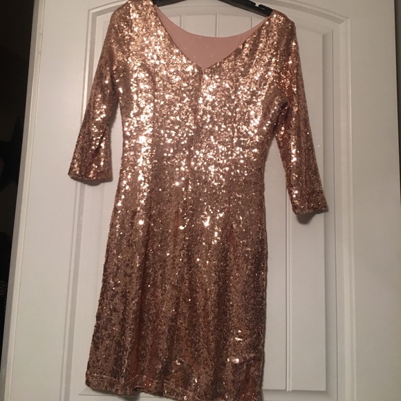 Rose gold sequin dress - Picture 2 of 7