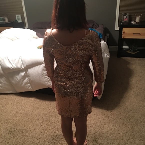Rose gold sequin dress - Picture 5 of 7