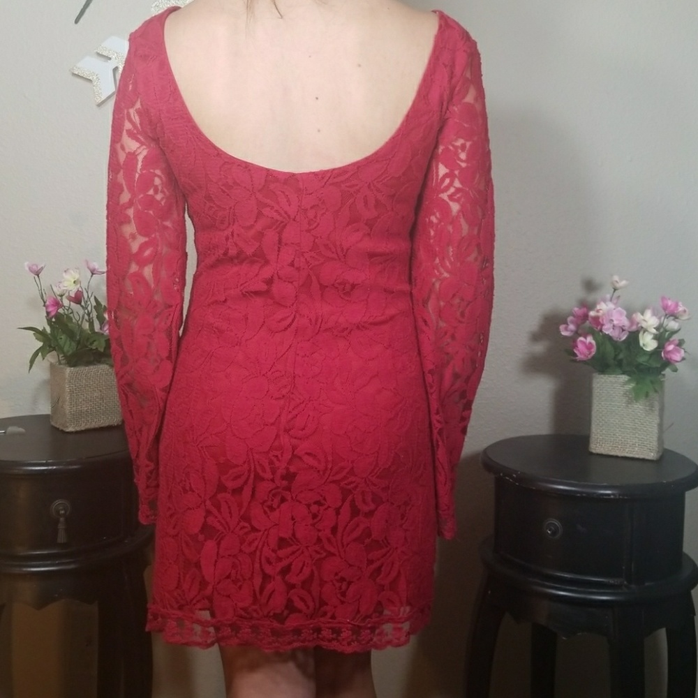 ❤️❤️beautiful lace RED dress ❤️❤️ - Picture 4 of 4
