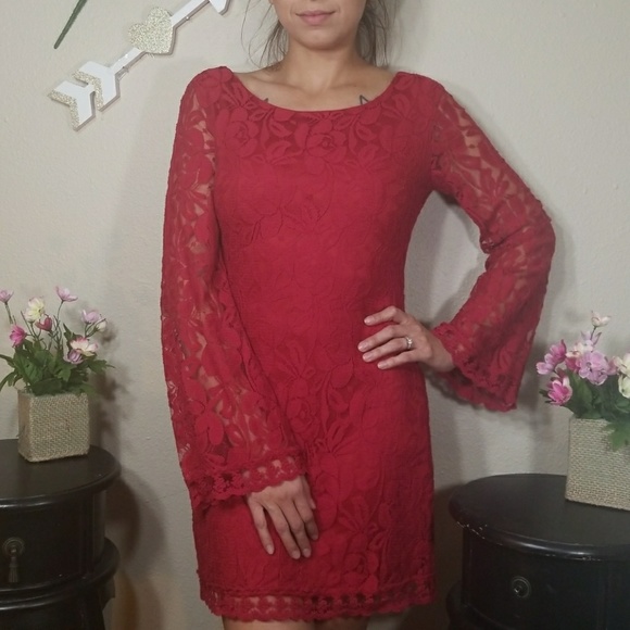 Dresses & Skirts - ❤️❤️beautiful lace RED dress ❤️❤️