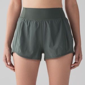 NWOT Lululemon Lean In Shorts