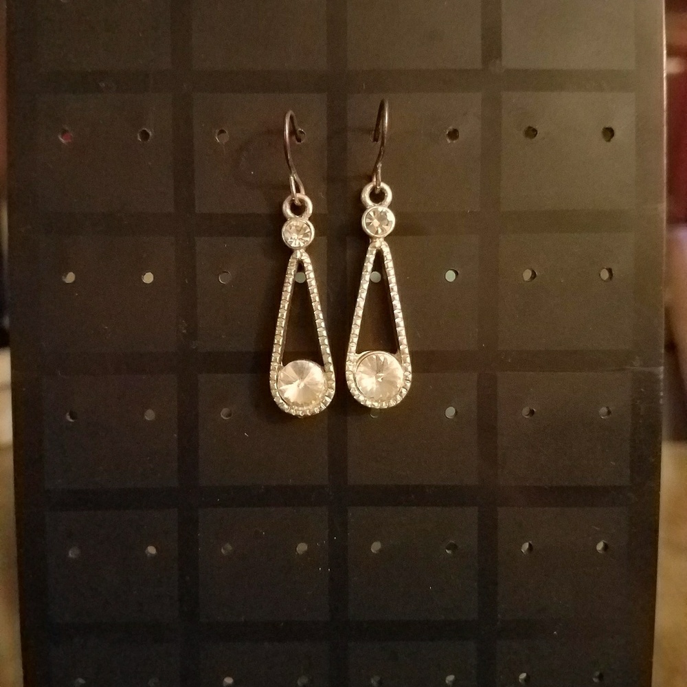 Elegant Sparkle Teardrop Earrings