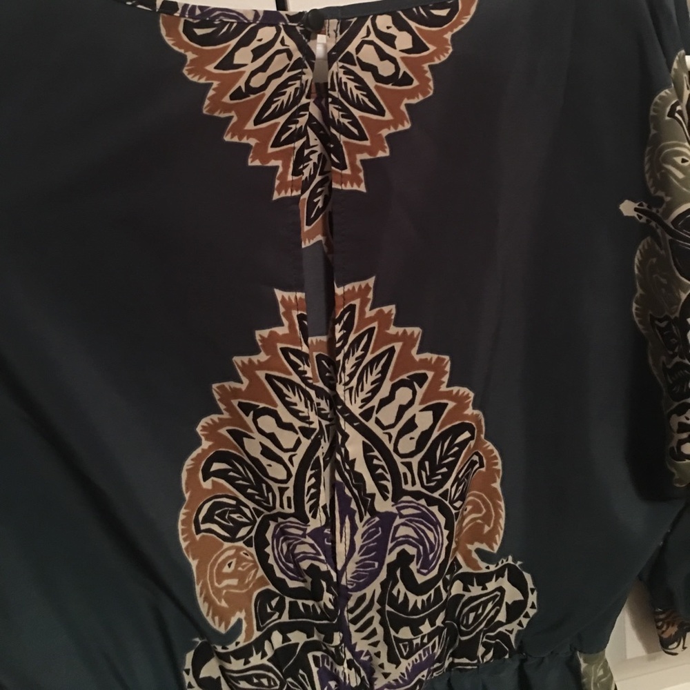 Keyhole sleeve & back dress - Picture 2 of 3