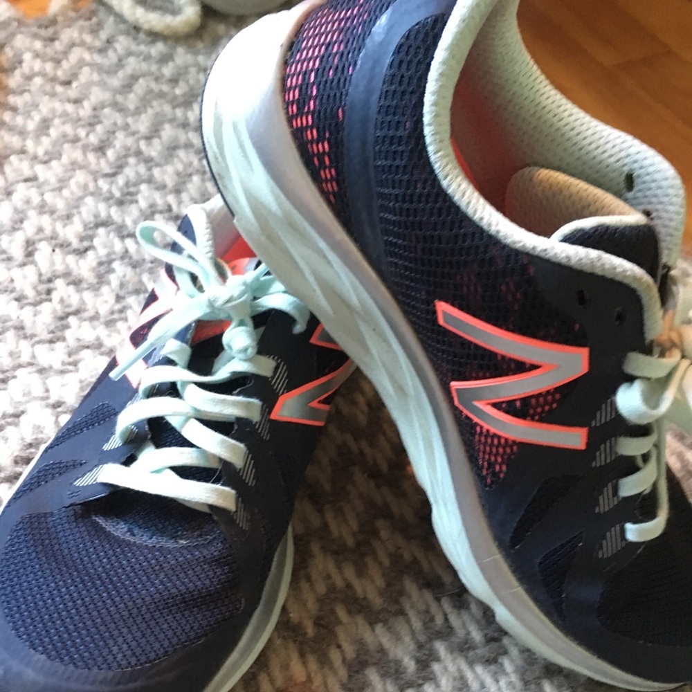 New balance running shoes