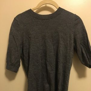 Short sleeve sweater
