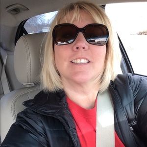 Meet your Posher, Brenda