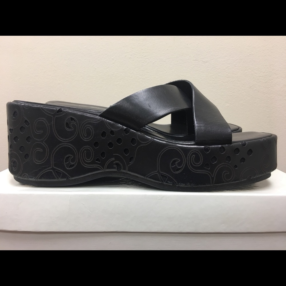 ***SALE*** Via Spiga Leather Wedge Platform Shoes