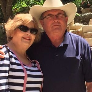 Meet your Posher, Gloria