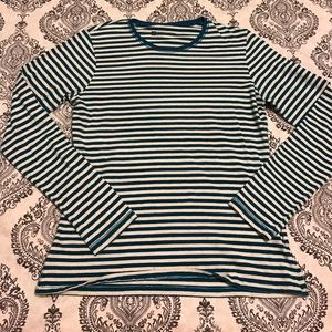 GAP favorite stretch long sleeve size large