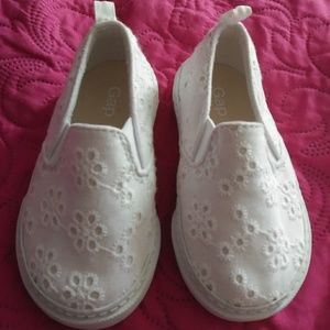Gap toddler shoes