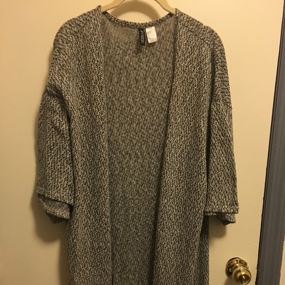 Cardigan throw
