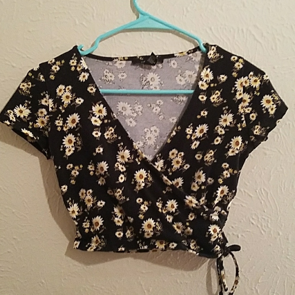 Floral crop top
