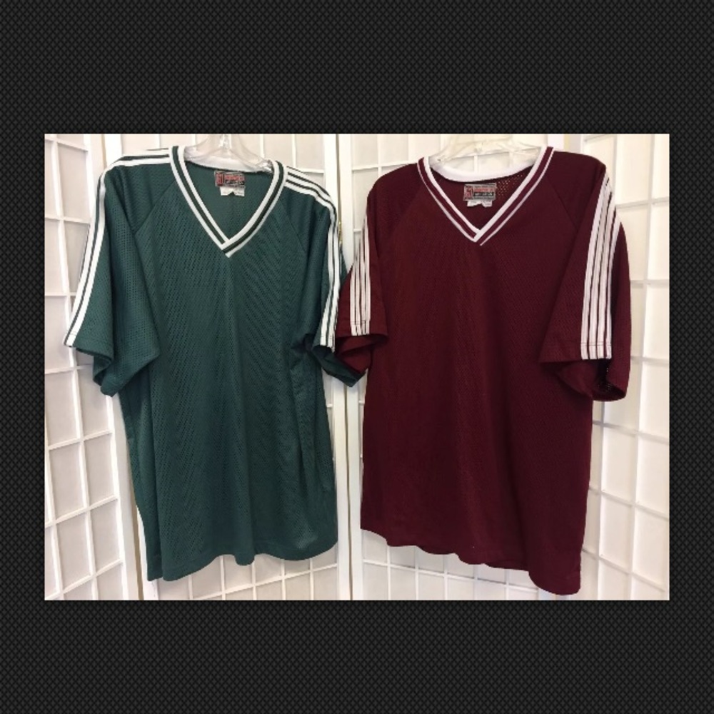 Generation 2 Atletic shirts size L green Burgundy