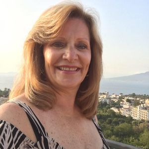 Meet your Posher, Deb