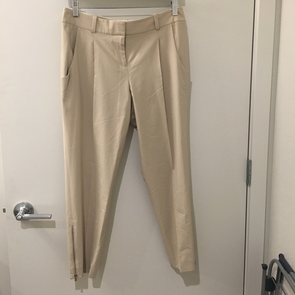 Ann Taylor cropped, pleated trousers - Picture 2 of 5