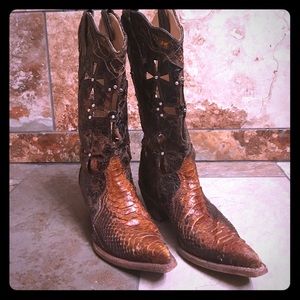 Corral vintage python boots