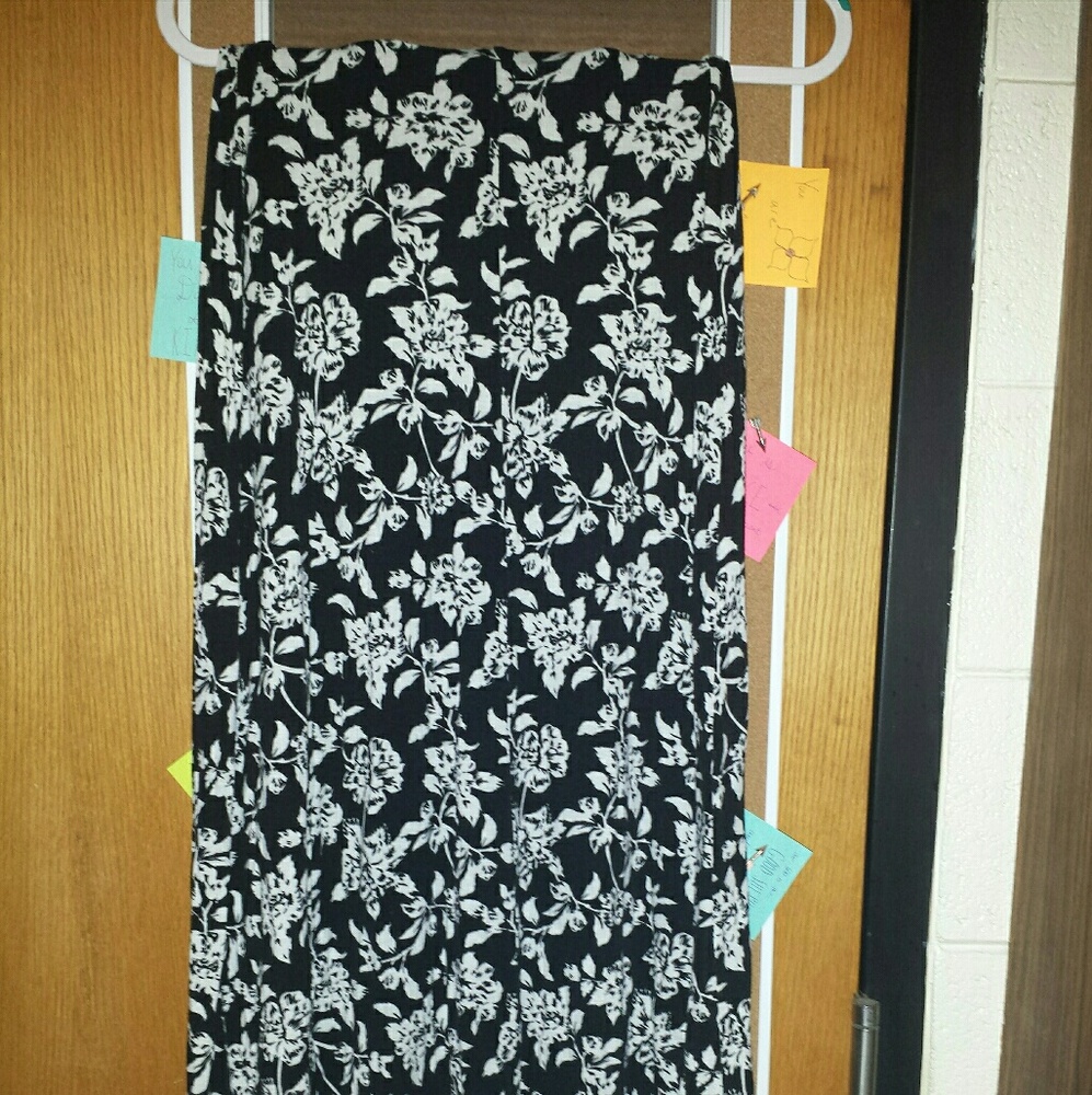 Falls Creek Floral Maxi skirt