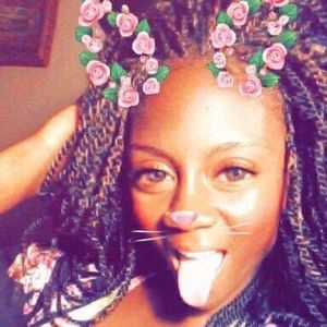 Meet your Posher, Jocelyn