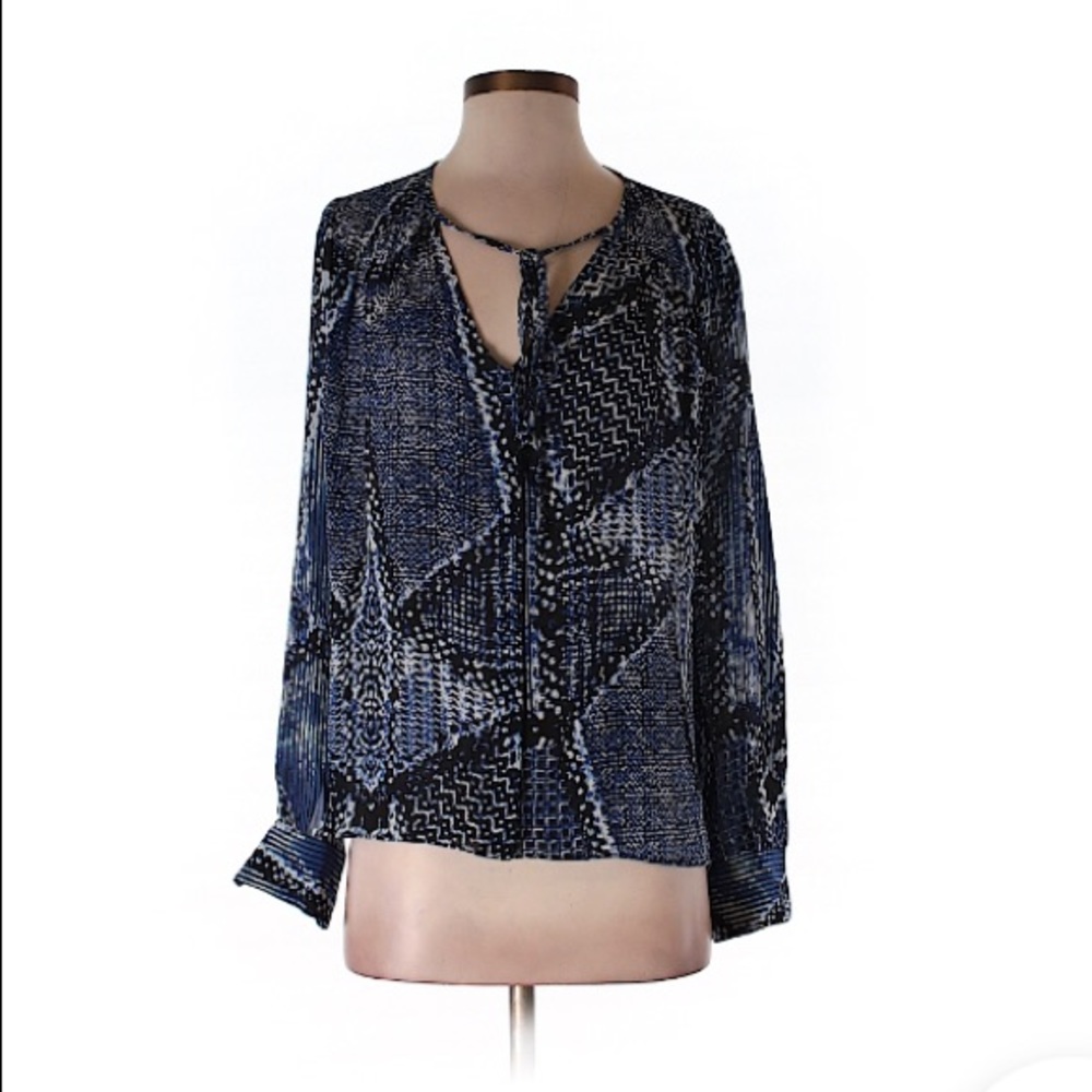 XS Parker Silk Serenity Blouse, like new!