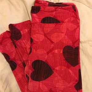 TC Red with black hearts
