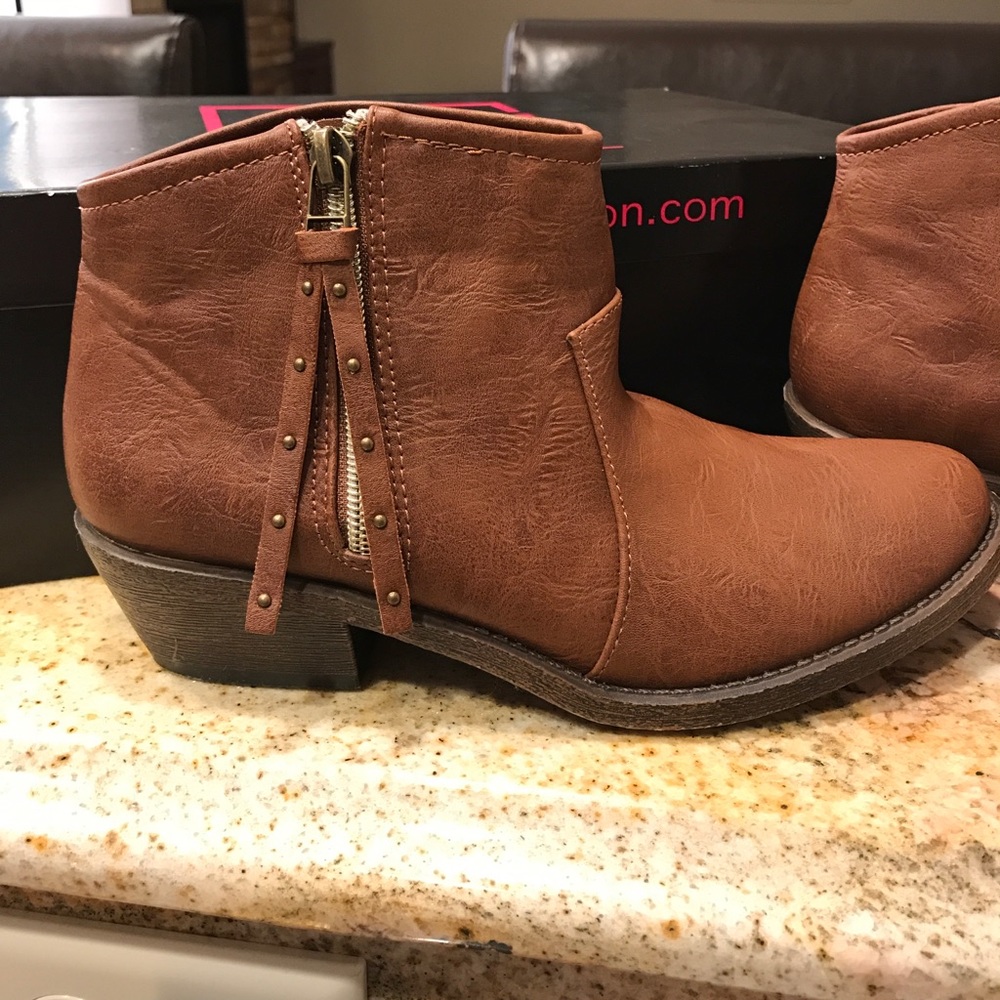 Brand New Material Girl Boots!!!