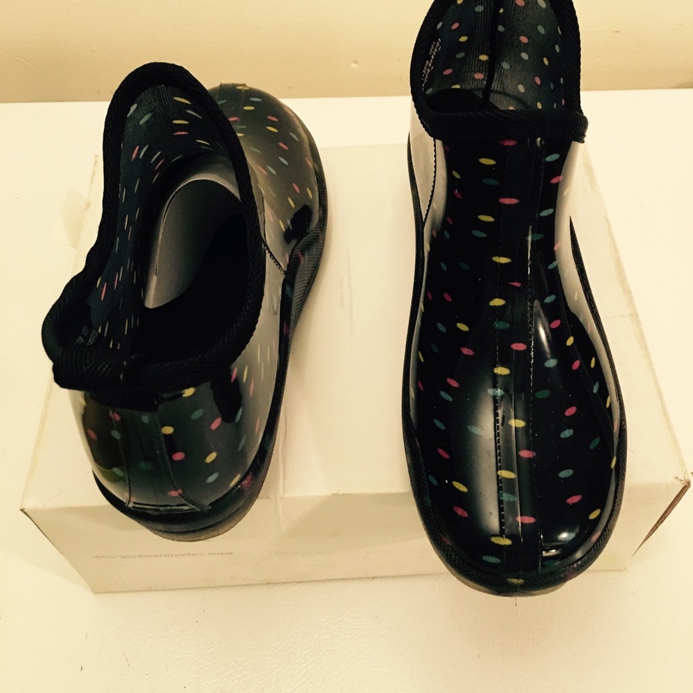 Polka Dot rain shoes