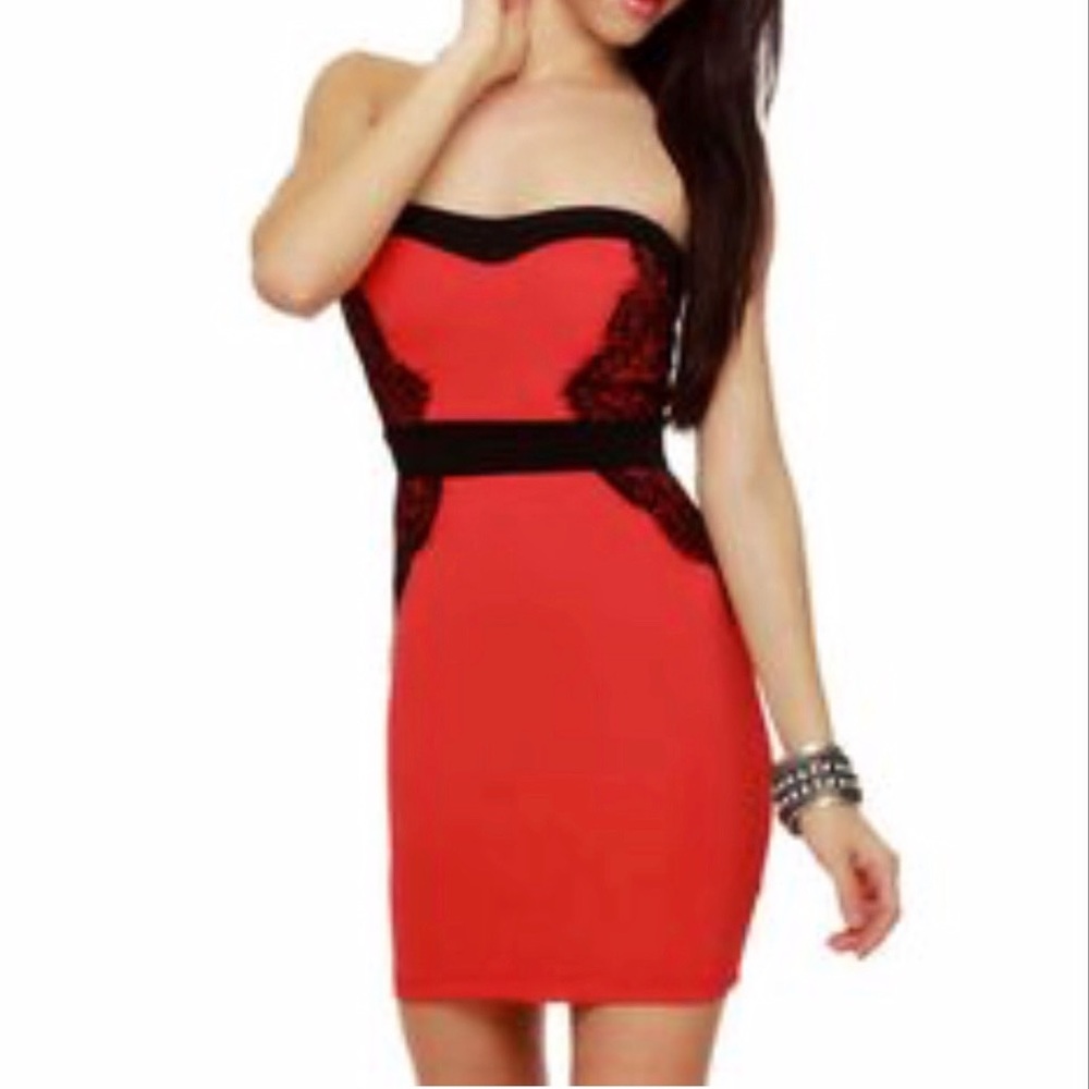 FredericksOfHollywood Strapless Lace Bodycon Dress