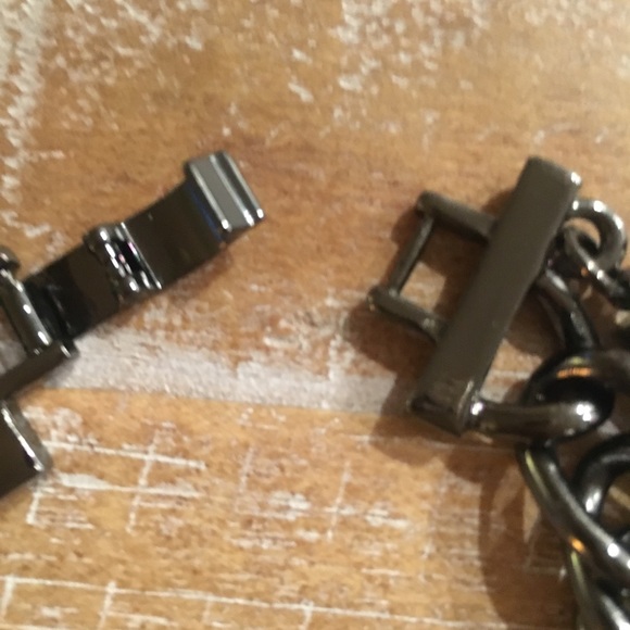 Ann Taylor hematite-colores, multi-strand necklace - Picture 4 of 4