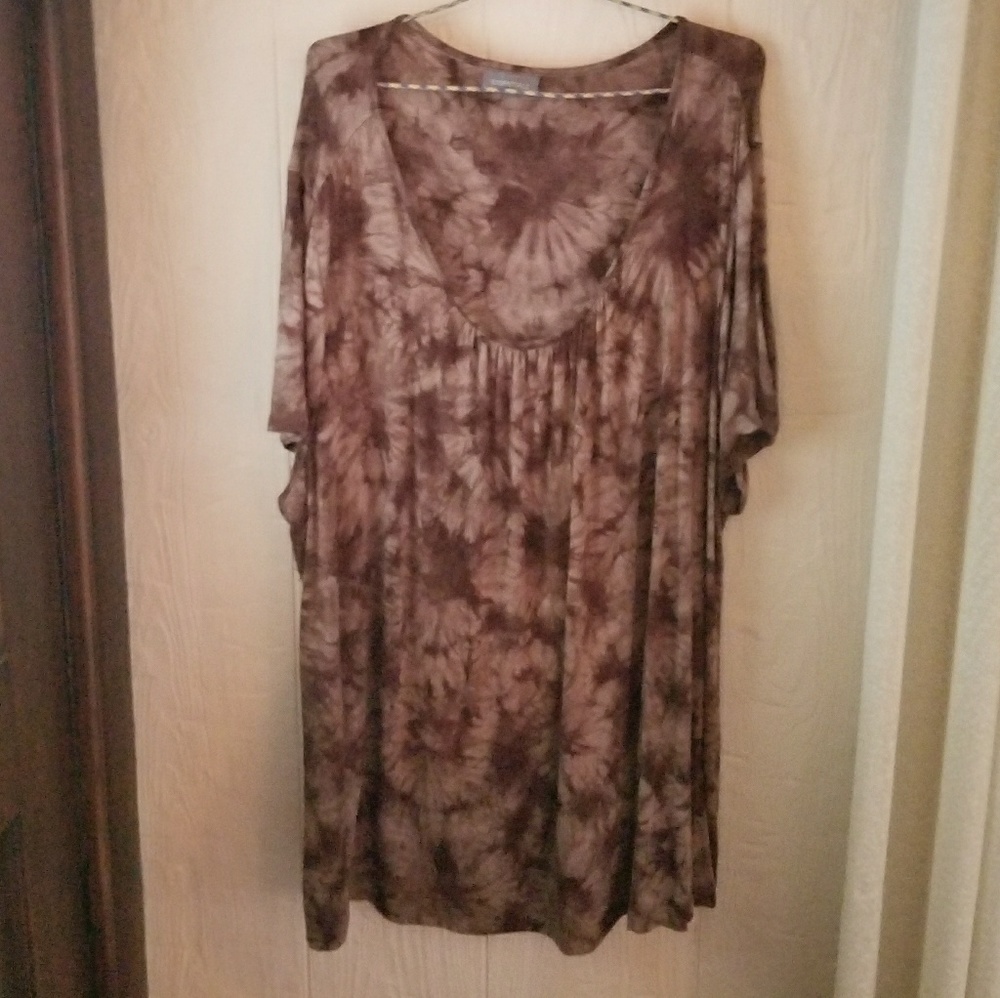 Essentials tie dye tunic top