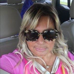 Meet your Posher, Brooke