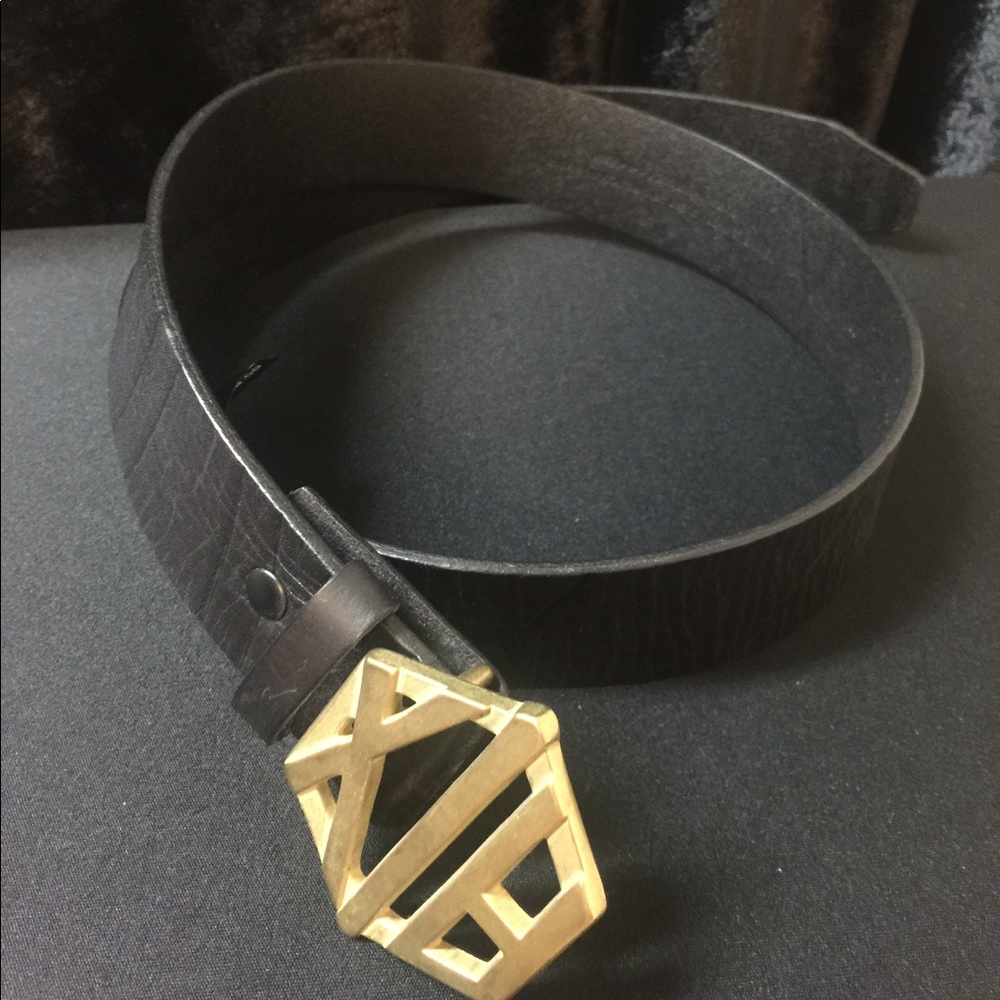 Men's Armani exchange belt size 36