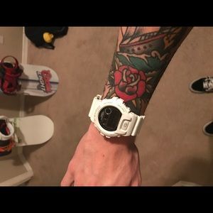 White G-shock