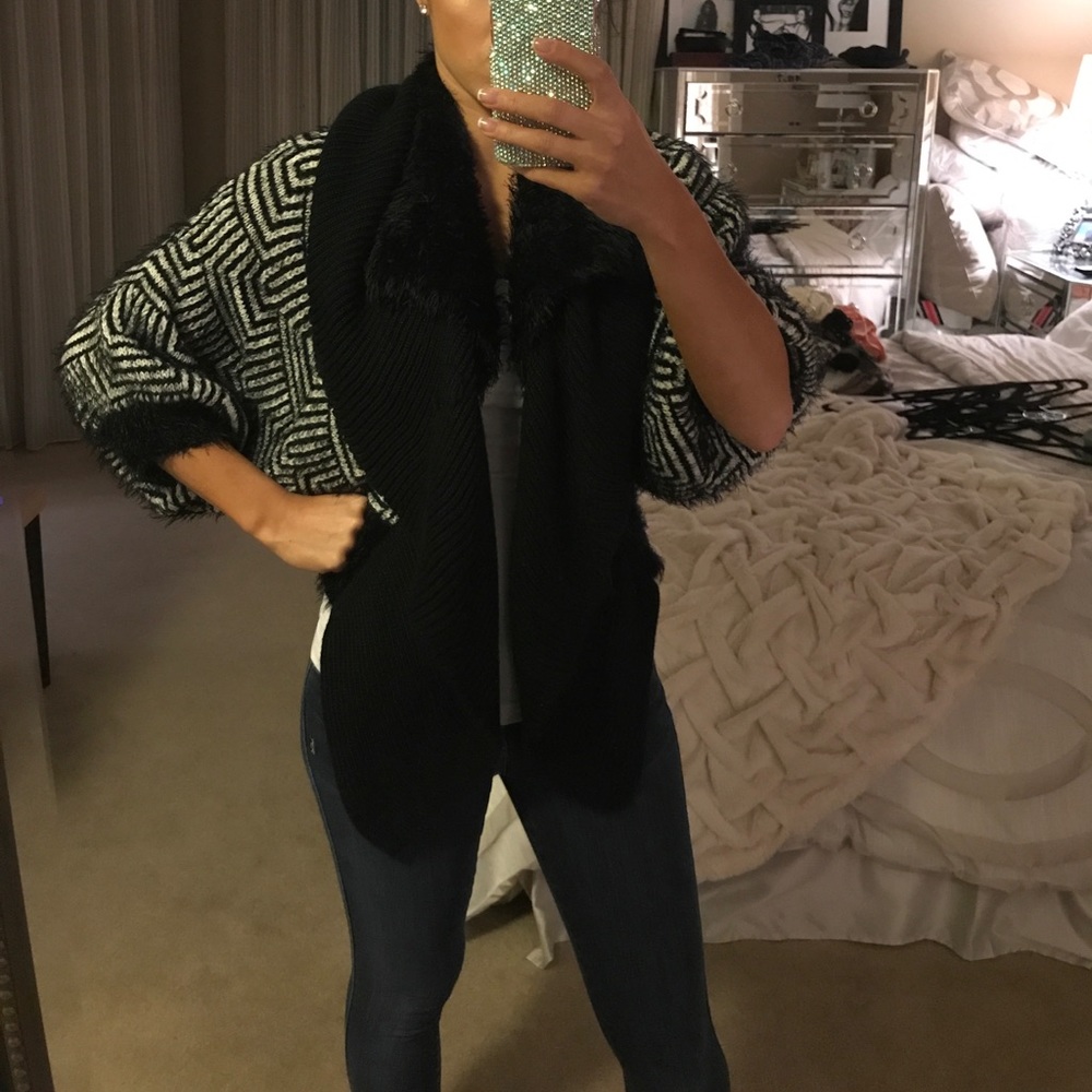 Bubble sleeve eyelash cardigan sweater