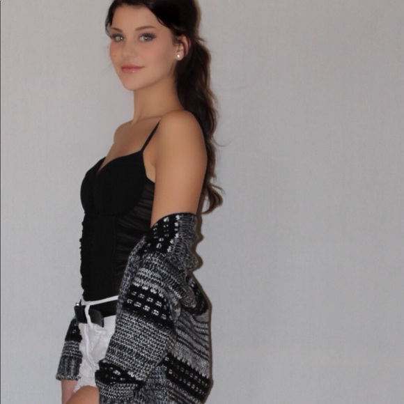 LAST ONERESERVED - Picture 2 of 7