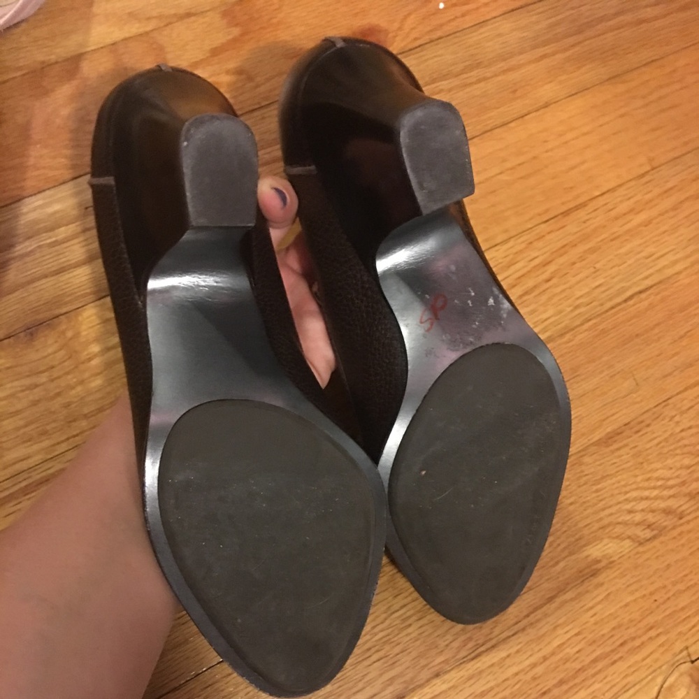 Platforms - Picture 3 of 3