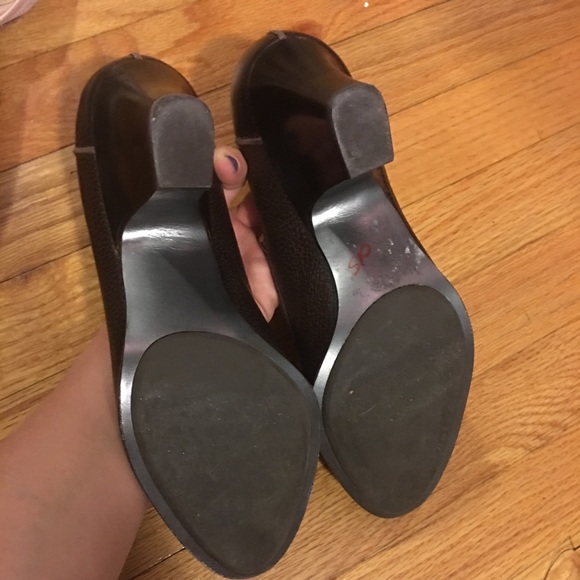 Platforms - Picture 3 of 3