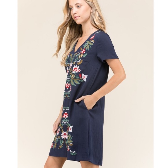 $5 SALE | Navy Floral Embroidered Shift Dress (D2) - Picture 5 of 7