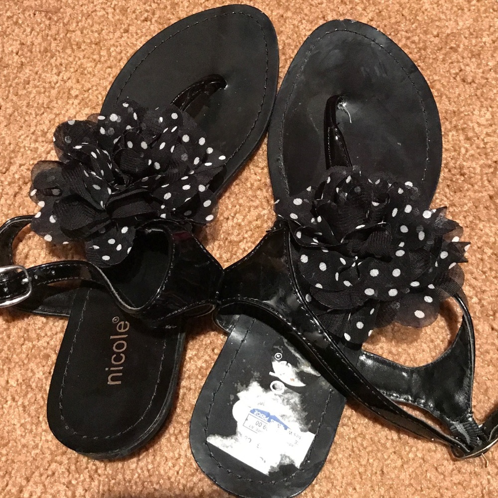 Black Thong Sandals
