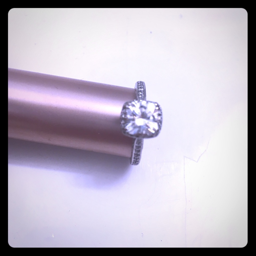 Tacori Dantela Pave Diamond engagement ring