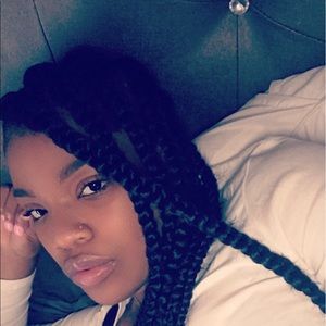 Meet your Posher, Unique