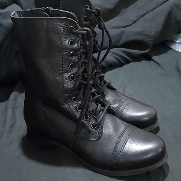 Steve Madden Boots like new - Picture 2 of 6